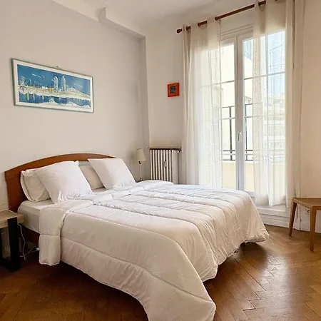 Lägenhet Rossini Flat With Terrace